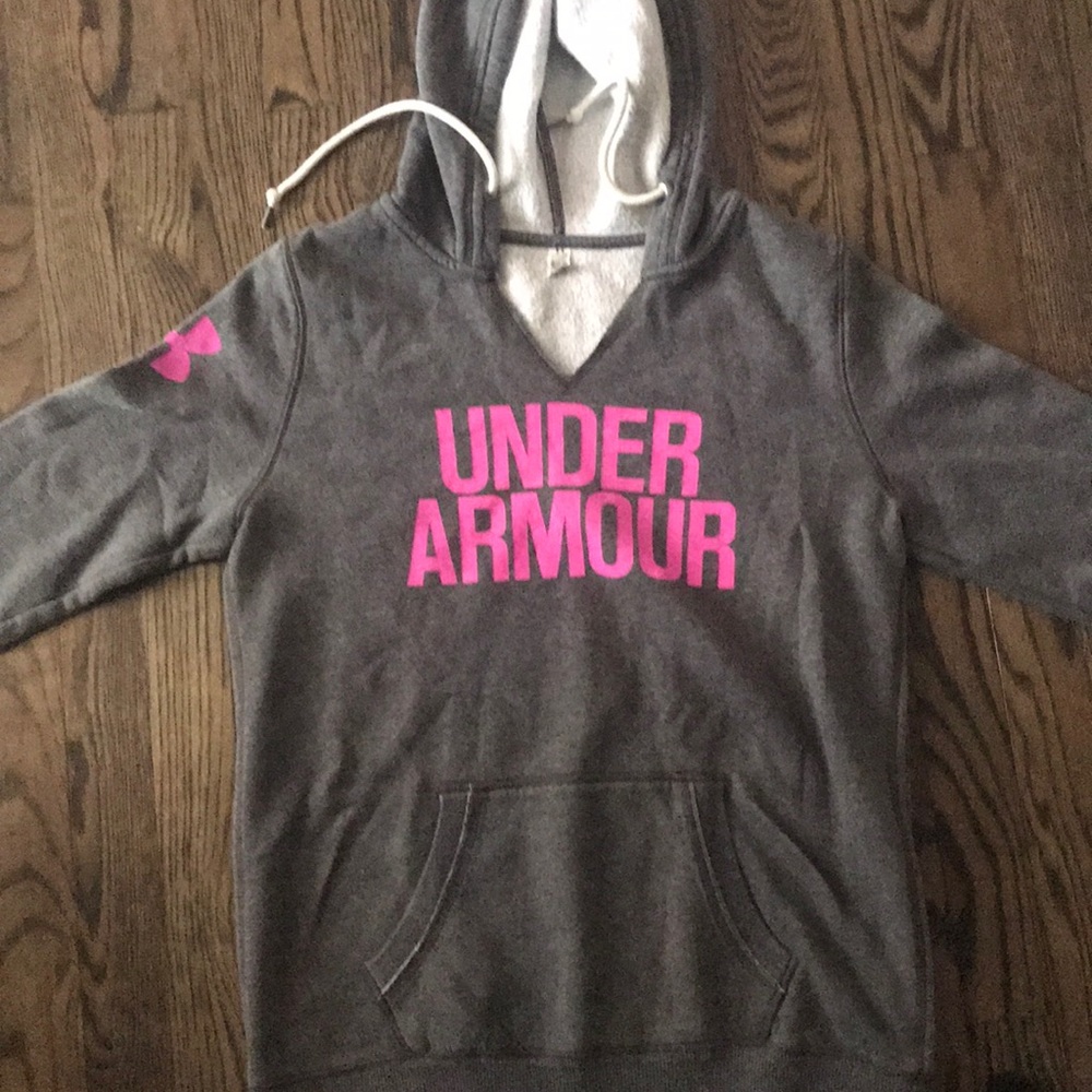 Under Armour sweatshirt